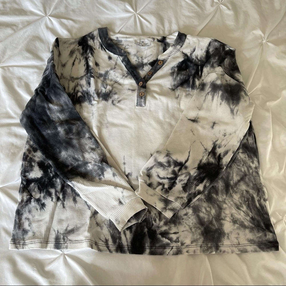 ✨BOGO 50% OFF ✨ Mindy Mae’s Market Tie Dye Shirt